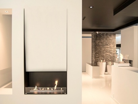 Автоматический биокамин Decoflame Manhattan e-Ribbon Fire Автоматический биокамин Decoflame Manhattan e-Ribbon Fire по цене 680 000 руб.